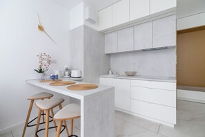 Apartment, 1 Schlafzimmer, Balkon | Esszimmer