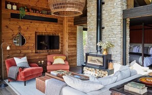 Chalet rustique | Literie hypoallergénique, fer et planche à repasser