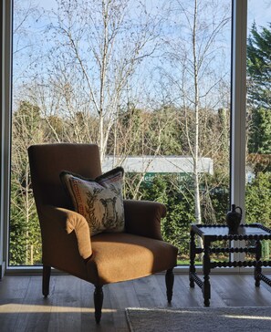 Literie hypoallergénique, fer et planche à repasser, Wi-Fi gratuit