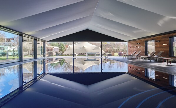 Indoor pool, outdoor pool - The Lakes By YOO (Lechlade)