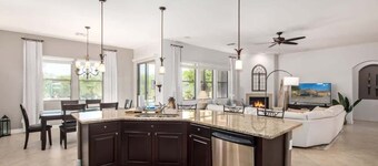 Luxurious villa with pool and spa