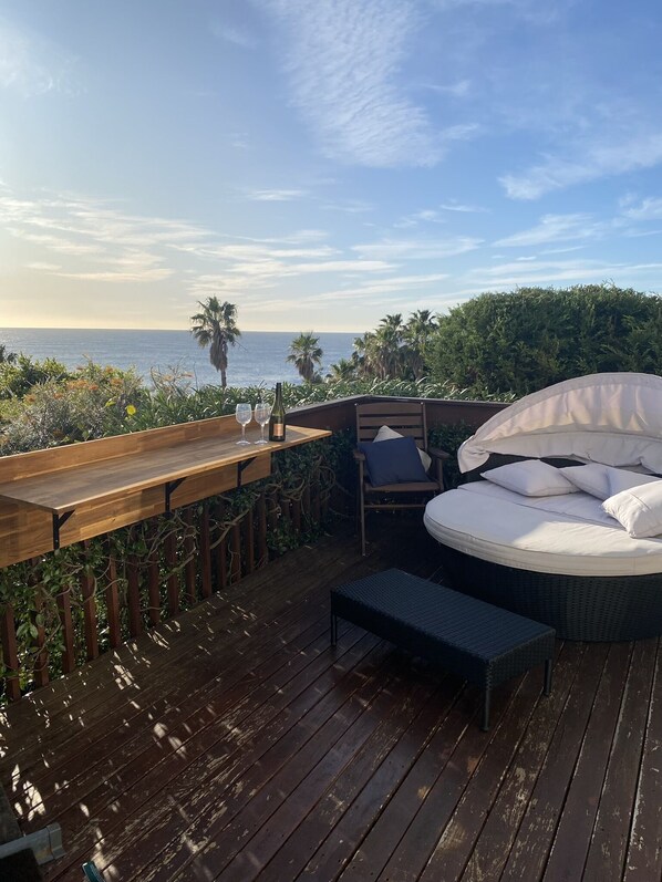 Property grounds - Maroubra Home with Cliff Top Views (Maroubra)