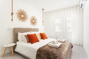 2 bedrooms, iron/ironing board, free WiFi, bed sheets - Privilege Apartment Casa Mãe (Faro)