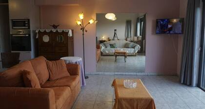 Lovely Modern Studio in Romanos Patras, Greece
