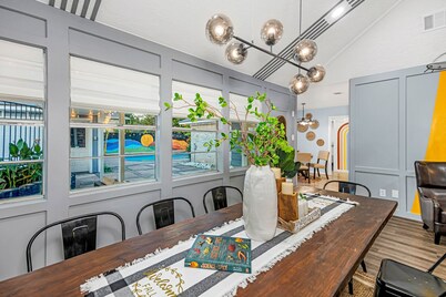 Stella Artistic 4BRs home- amazing pool-Energy Corridor, Asian town-Houston