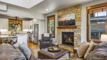 TV connectée, cheminée