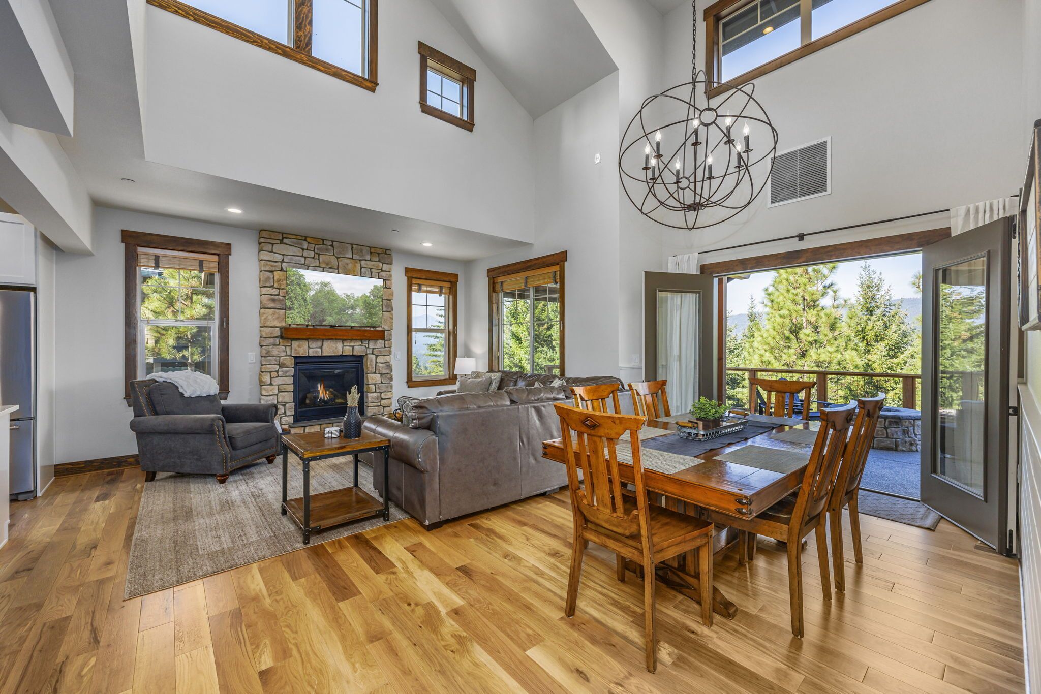 TV connectée, cheminée