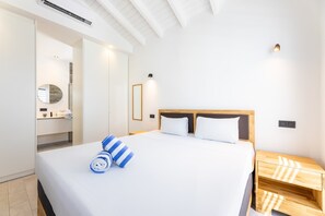 10 soverom, strykejern/-brett, wi-fi og sengetøy