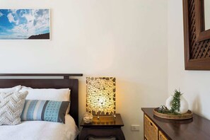 3 bedrooms, iron/ironing board, WiFi, bed sheets - Serene, Modern Beach Escape 3 Bed 2 Bath (Cape Woolamai)
