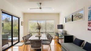TV - Serene, Modern Beach Escape 3 Bed 2 Bath (Cape Woolamai)