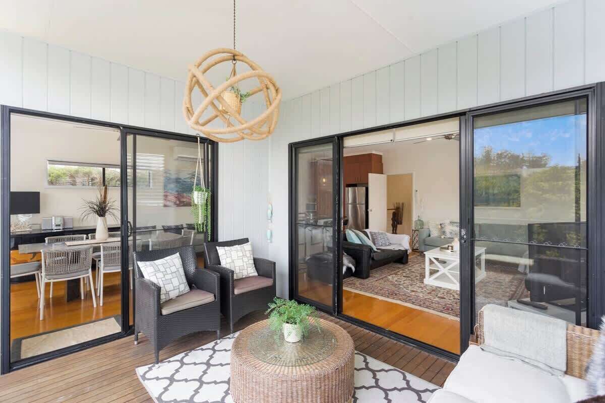 Serene, Modern Beach Escape 3 Bed 2 Bath - Cape Woolamai