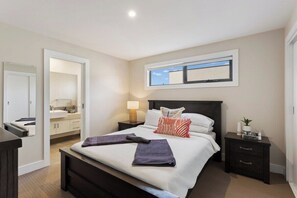 3 Schlafzimmer, Bügeleisen/Bügelbrett, WLAN, Bettwäsche