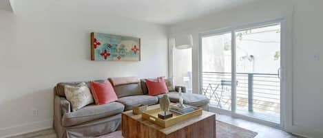 Televisión, oficina