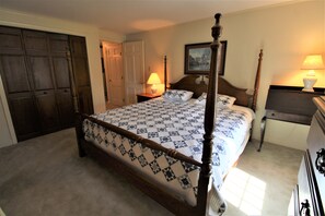 3 bedrooms, iron/ironing board, WiFi - Charming Marsh View Home Near Rock Harbor (2286) (Orleans)