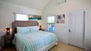 6 bedrooms, desk, iron/ironing board, free WiFi - **QUEEN OF LOUISA @ DUVAL** Home in Old Town & Private Pool + LAST KEY SERVICES (Key West)