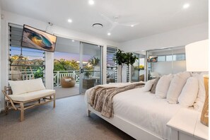 5 bedrooms, free WiFi
