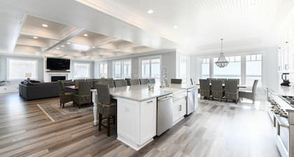 Oceanfront 10 BR Beach House with a Private Pool and Hot Tub! - Living Waters