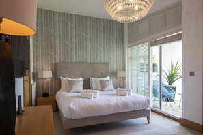 4 chambres, fer et planche à repasser, Wi-Fi gratuit, draps fournis