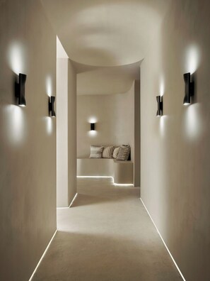 Hot stone massages, 2 treatment rooms, massages - Wander the Resort (Prince Edward)