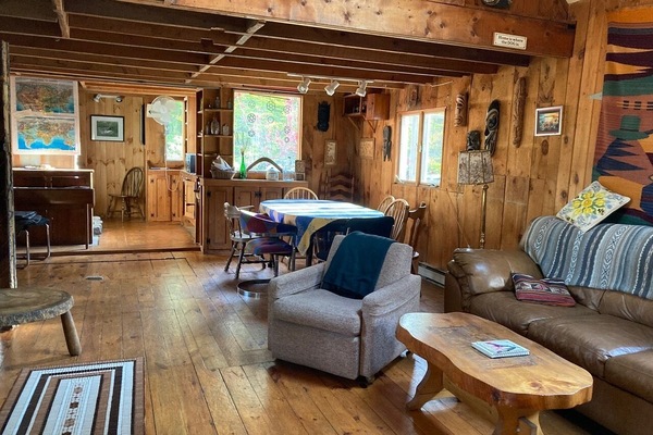 Télévision, livres, chaßne hi-fi