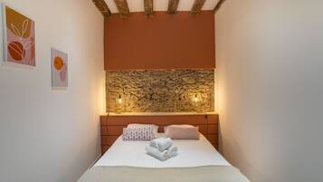 1 chambre, fer et planche à repasser, Wi-Fi gratuit, draps fournis