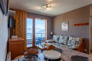 Télévision, chaîne hi-fi