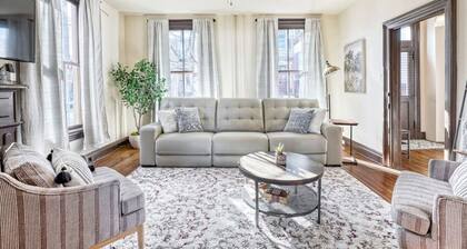 Spacious Home Steps From Gettysburg Square!