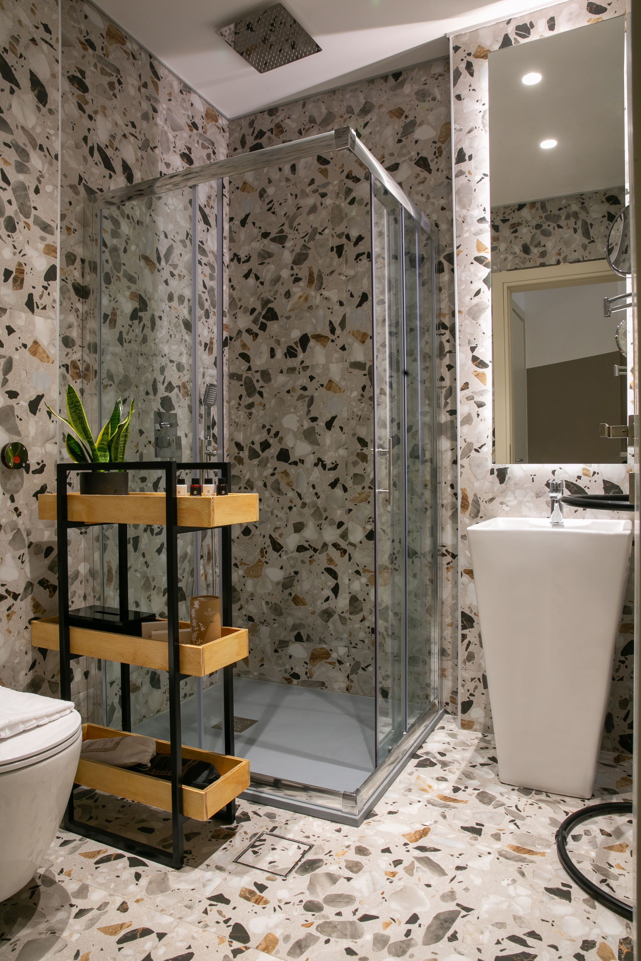 舒适客房 | 浴室 | 吹风机、浴袍、拖鞋、毛巾