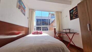 2 bedrooms, free WiFi, bed sheets