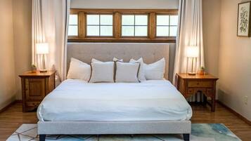 3 quartos, ferros/tábuas de passar roupa, berço de viagem, Wi-Fi