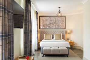 Premium Double Room | In-room safe, desk, laptop workspace, iron/ironing board