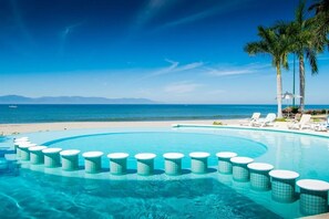 Free WiFi, bed sheets - CONDO BAY-BGM BY TRVL2HM (Puerto Vallarta)