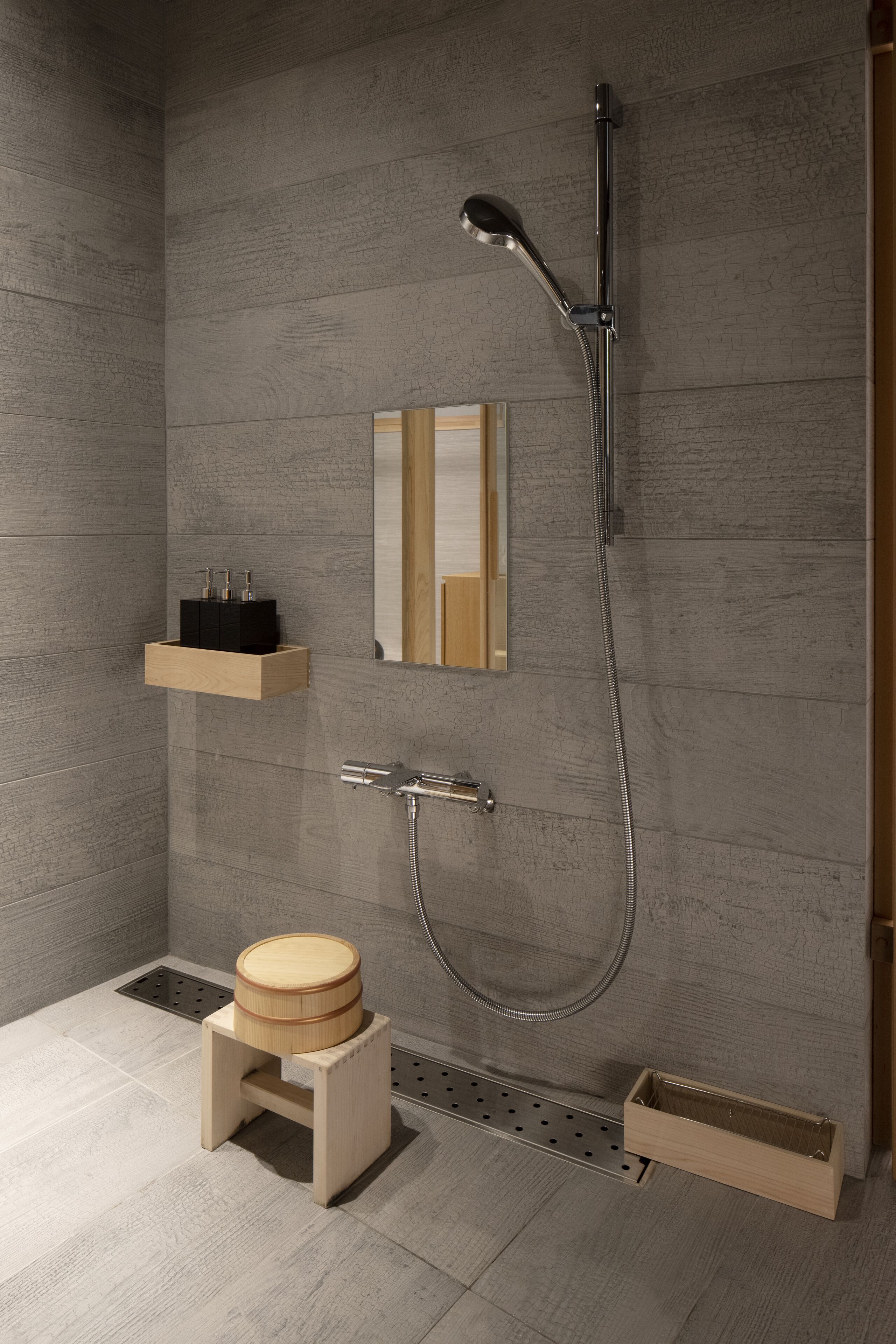 Luxury Villa | Bathroom | Free toiletries, slippers, electronic bidet, towels