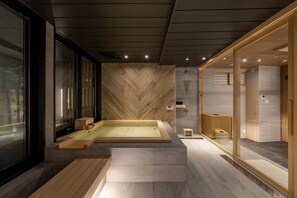 Villa Luxury | Bagno | Set di cortesia gratuito, pantofole, bidet elettronico, asciugamani