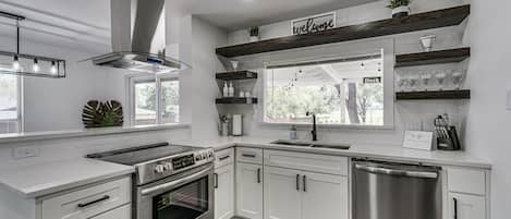 Fridge, microwave, oven, stovetop