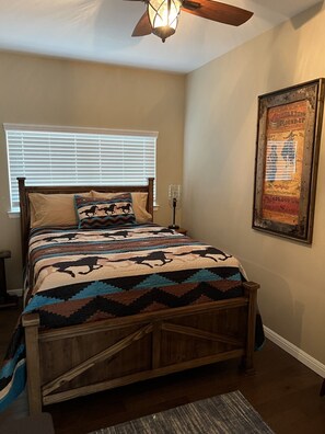 2 habitaciones, tabla de planchar con plancha y wifi gratis 