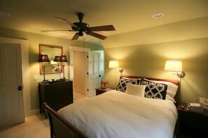 1 chambre, fer et planche à repasser, Wi-Fi gratuit, draps fournis