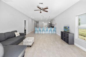 TV - Palm Tree Point (Boynton Beach)