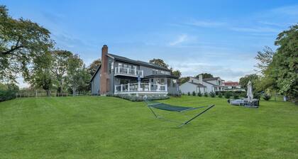 Contemporary Colonial home with pristine Peconic bay views, Heated...