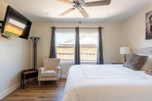 1 quarto, escrivaninha, Wi-Fi de cortesia, roupa de cama
