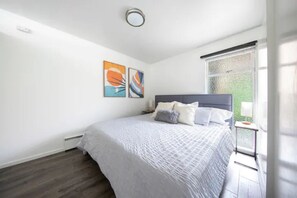 1 bedroom, desk, iron/ironing board, free WiFi