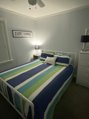 2 chambres, accès au Wi-Fi (inclus), literie fournie