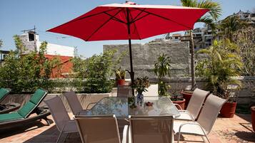 Desayuno continental gratuito y diario