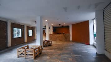 Quầy tiếp tân