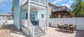 UFO Test villa By the beach