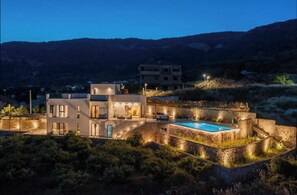 Exterior - Luxury Villa Envivo Komiža with heated pool and professional gym! (Komiža)