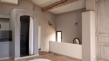 Traditional Apartment | 1 bedroom, premium bedding, minibar, in-room safe