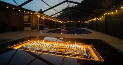 Pensacola Pool Home*NEW HOTTUB*Game Room*Fire Pit*Central Location