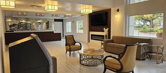 IHG 集团旗下蒙特利尔奥兰多套房  