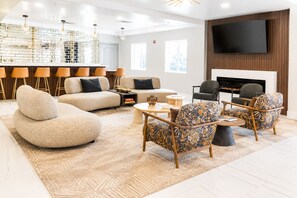 Lobby sitting area - MONTREAL SUITES ORLANDO by IHG (Orlando)